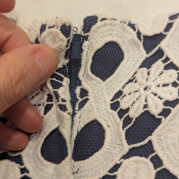 Lilly Pulitzer Crochet Navy Lace  Strapless Navy Eyelet Dress Size 2 Cocktail - Picture 6 of 10